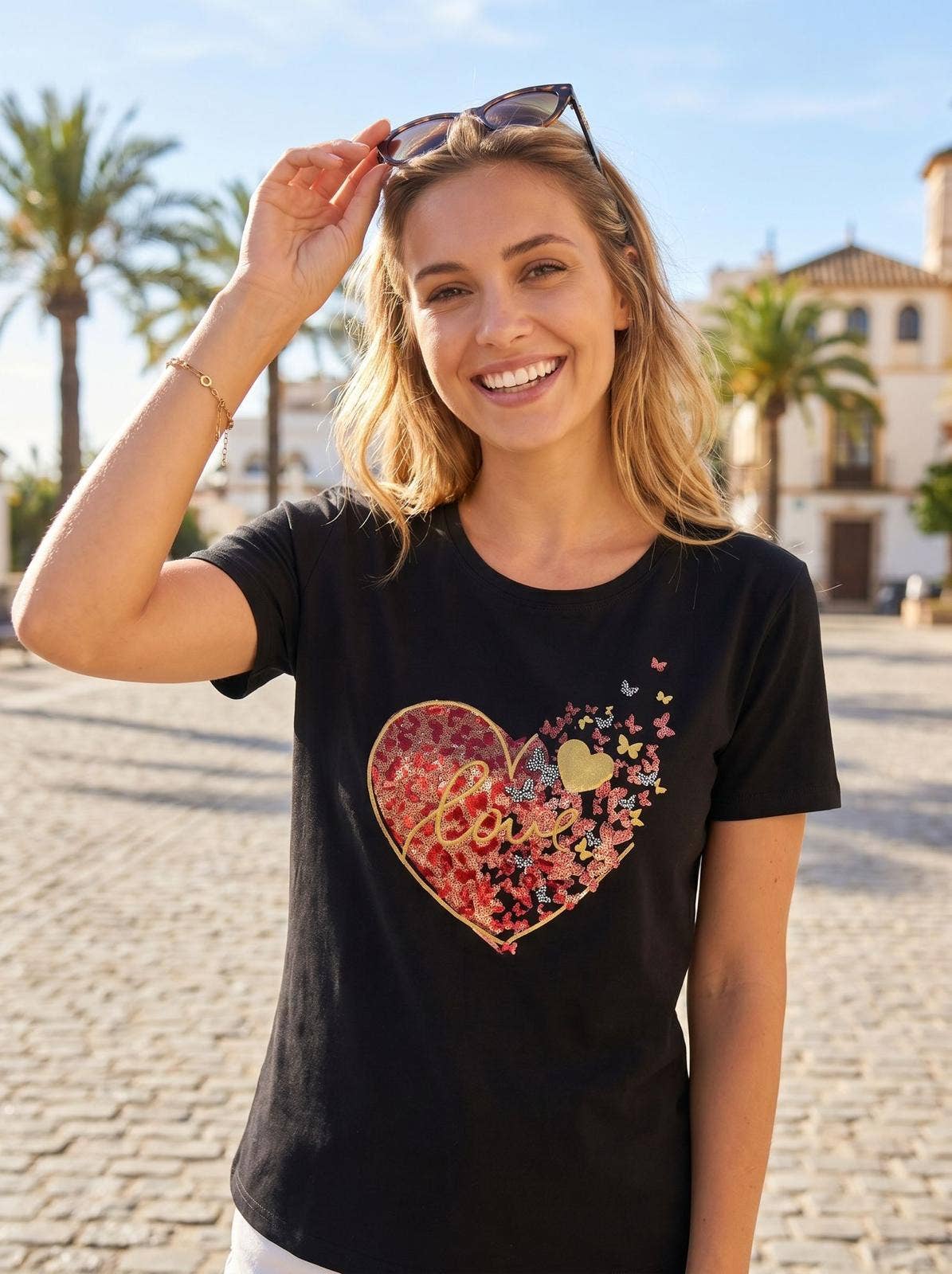 Love Heart Sequin Cotton T-shirt: Black